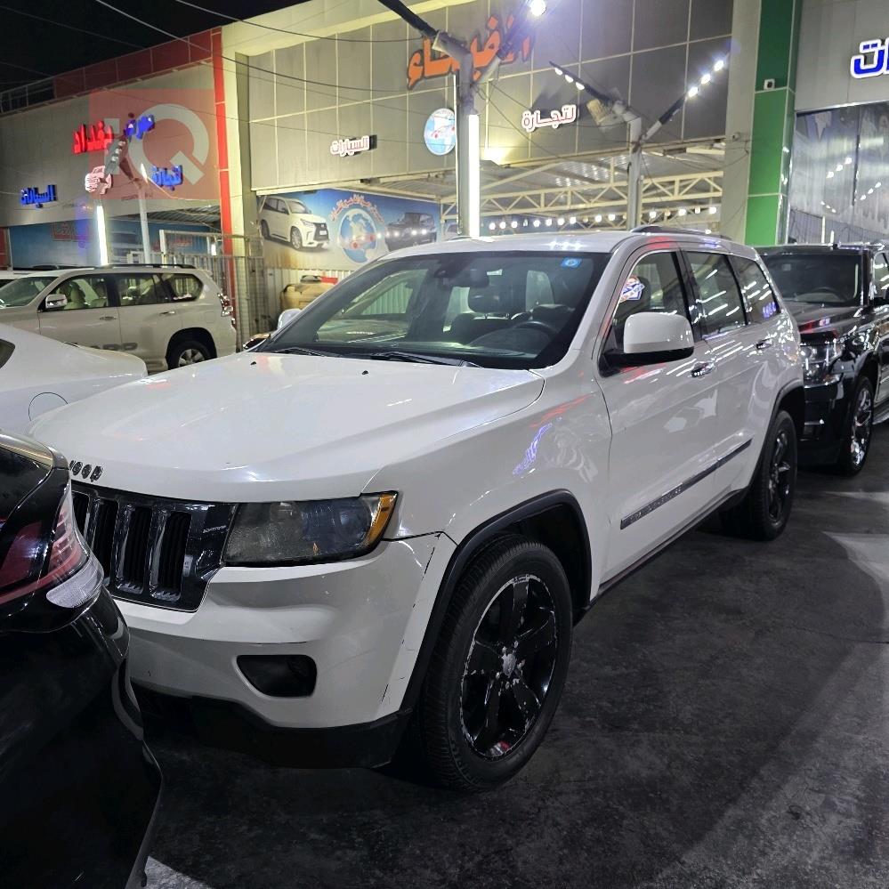 جيب جراند شيروكي